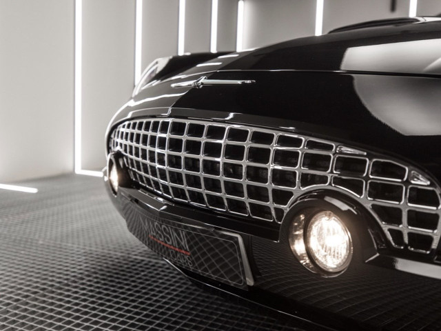 FORD THUNDERBIRD V8