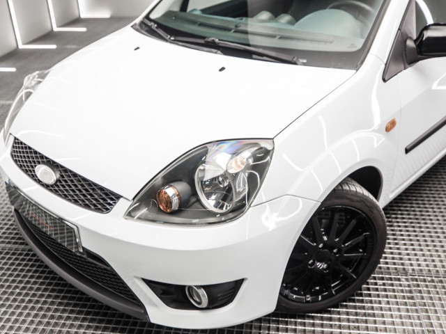 FORD Fiesta 1.6 TDCi Sport Coupe