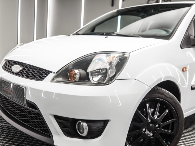 FORD Fiesta 1.6 TDCi Sport Coupe