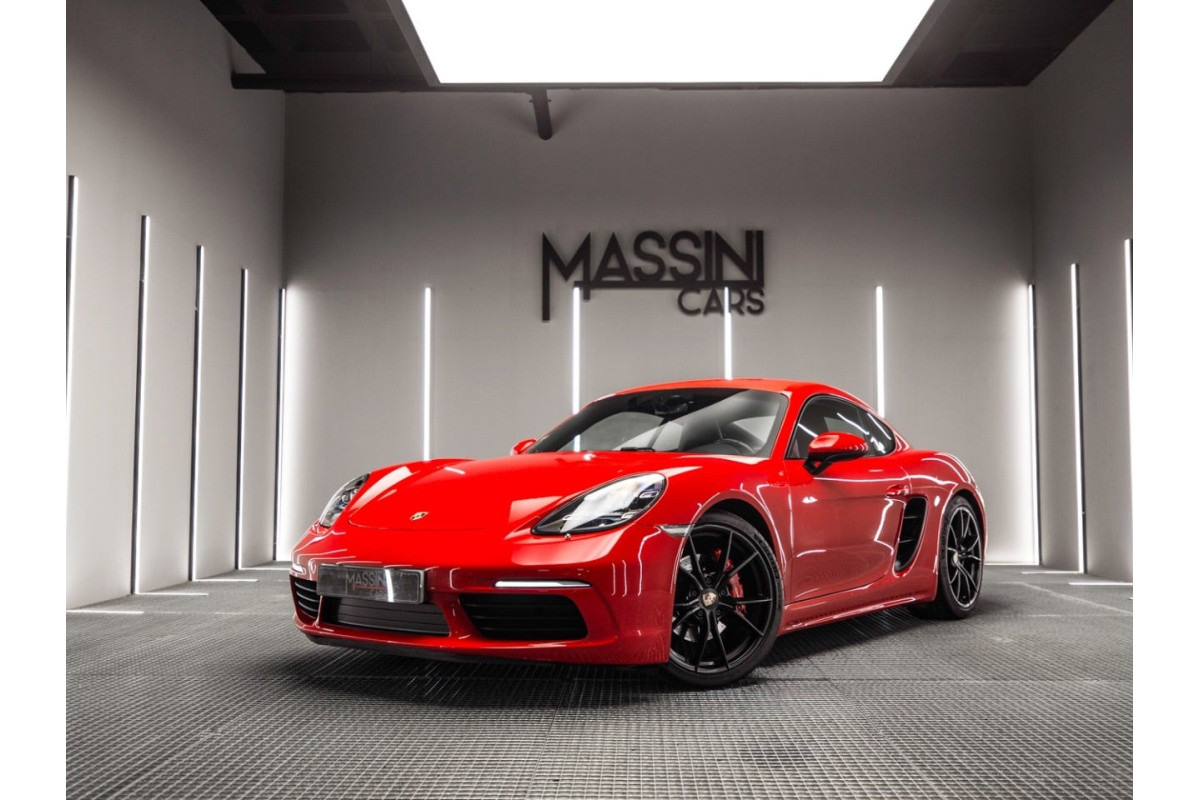PORSCHE Cayman S