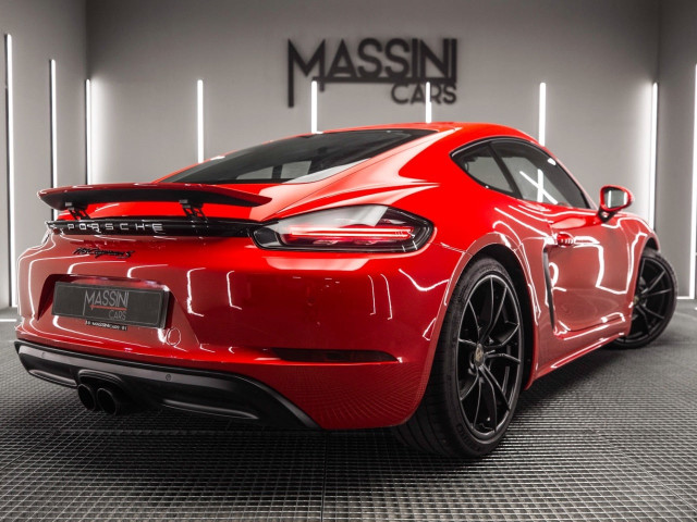 PORSCHE Cayman S