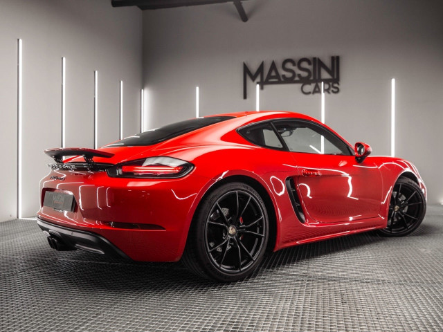 PORSCHE Cayman S
