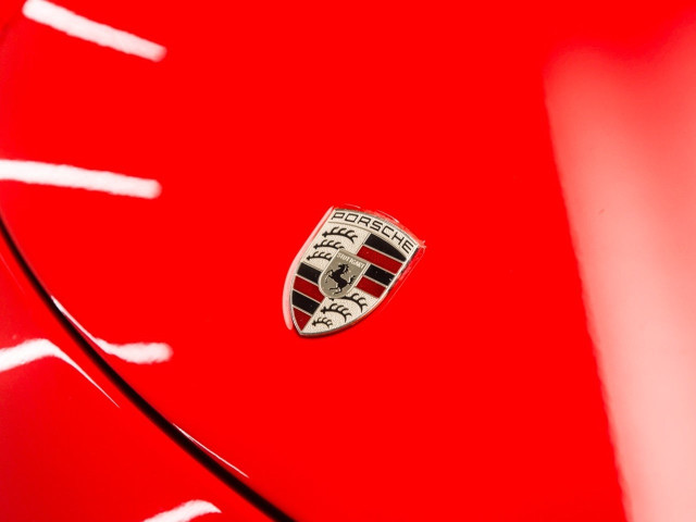 PORSCHE Cayman S