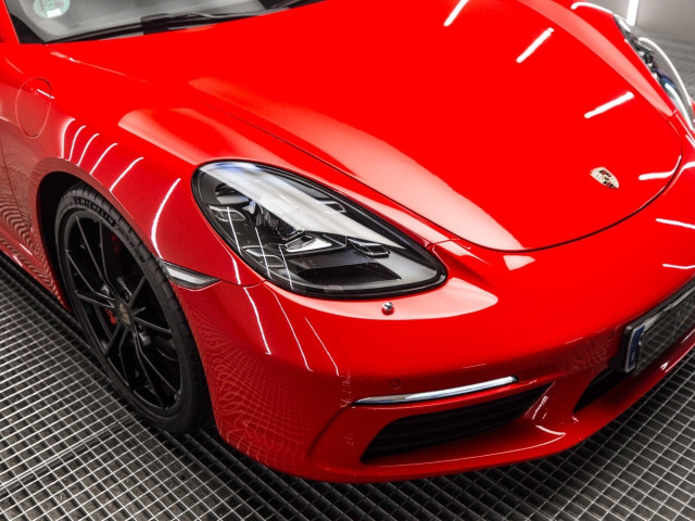 PORSCHE Cayman S
