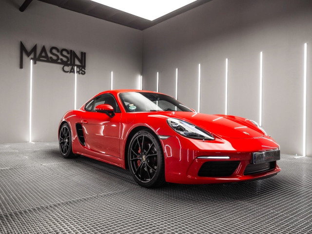PORSCHE Cayman S