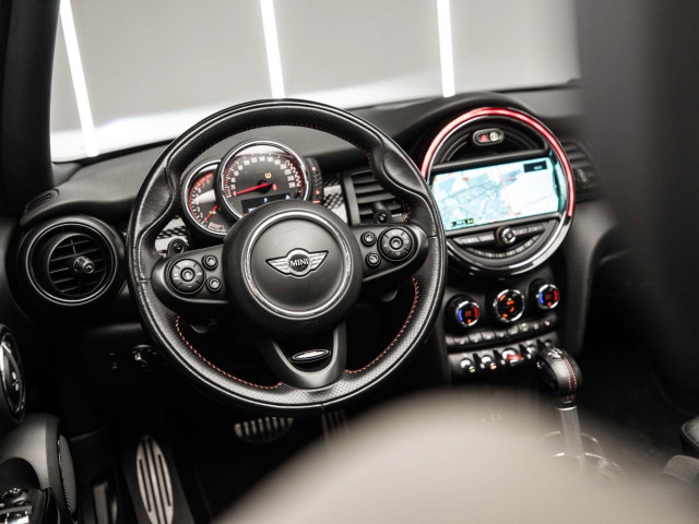 MINI John Cooper Works Cabrio