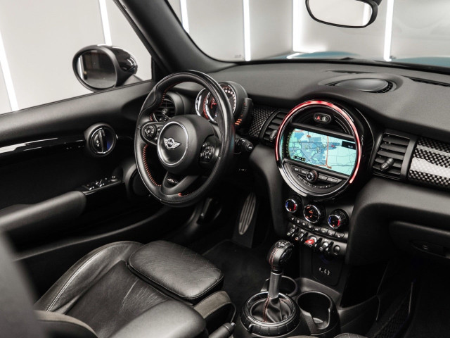MINI John Cooper Works Cabrio
