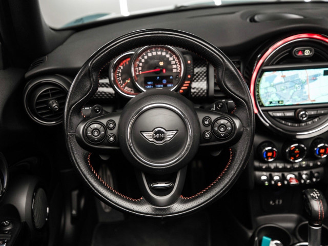 MINI John Cooper Works Cabrio