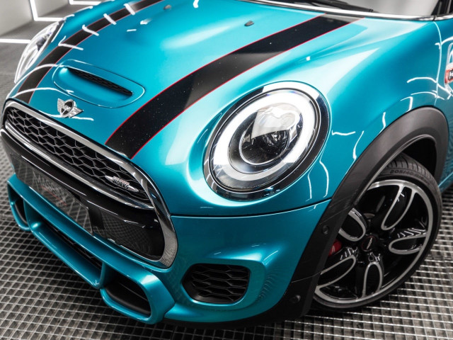 MINI John Cooper Works Cabrio