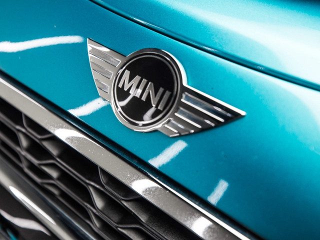 MINI John Cooper Works Cabrio