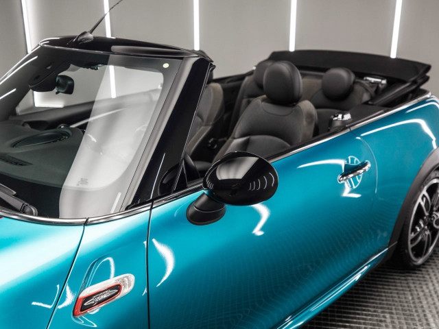 MINI John Cooper Works Cabrio