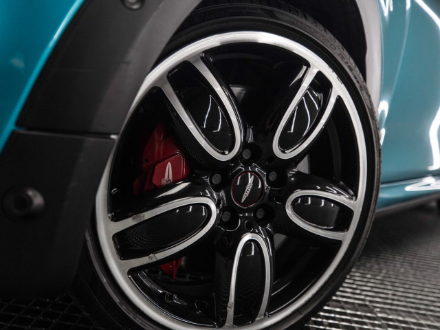 MINI John Cooper Works Cabrio