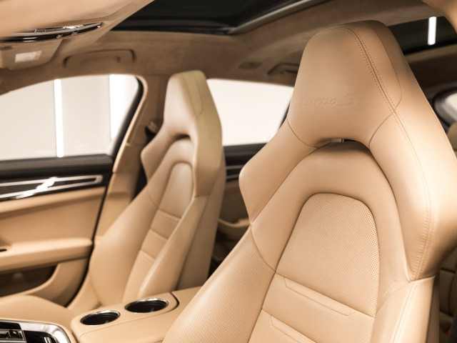 PORSCHE Panamera Turbo S EHybrid Sport Turismo