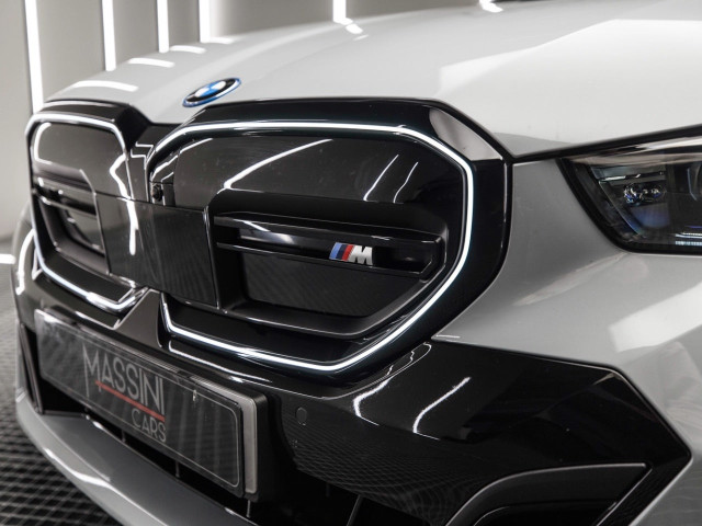 BMW i5 M60 xDrive