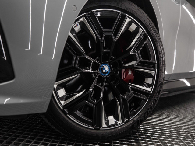 BMW i5 M60 xDrive