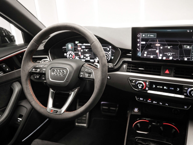 AUDI A4 RS4 Avant Competit Plus TFS 331 kW tiptr