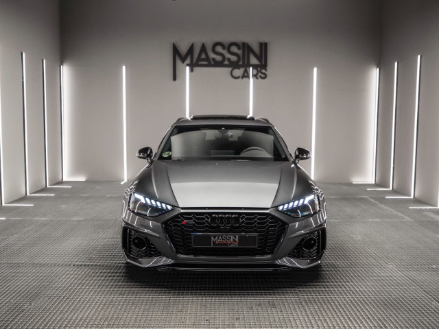 AUDI A4 RS4 Avant Competit Plus TFS 331 kW tiptr