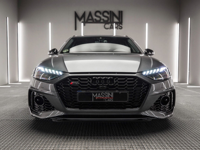 AUDI A4 RS4 Avant Competit Plus TFS 331 kW tiptr
