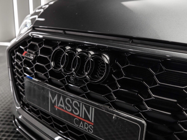 AUDI A4 RS4 Avant Competit Plus TFS 331 kW tiptr