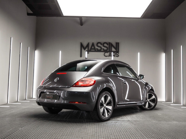 VOLKSWAGEN Beetle 1.6 TDI 105cv Design