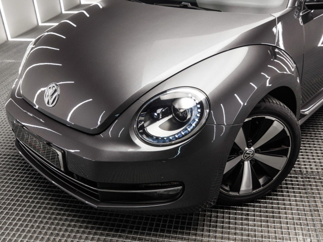 VOLKSWAGEN Beetle 1.6 TDI 105cv Design