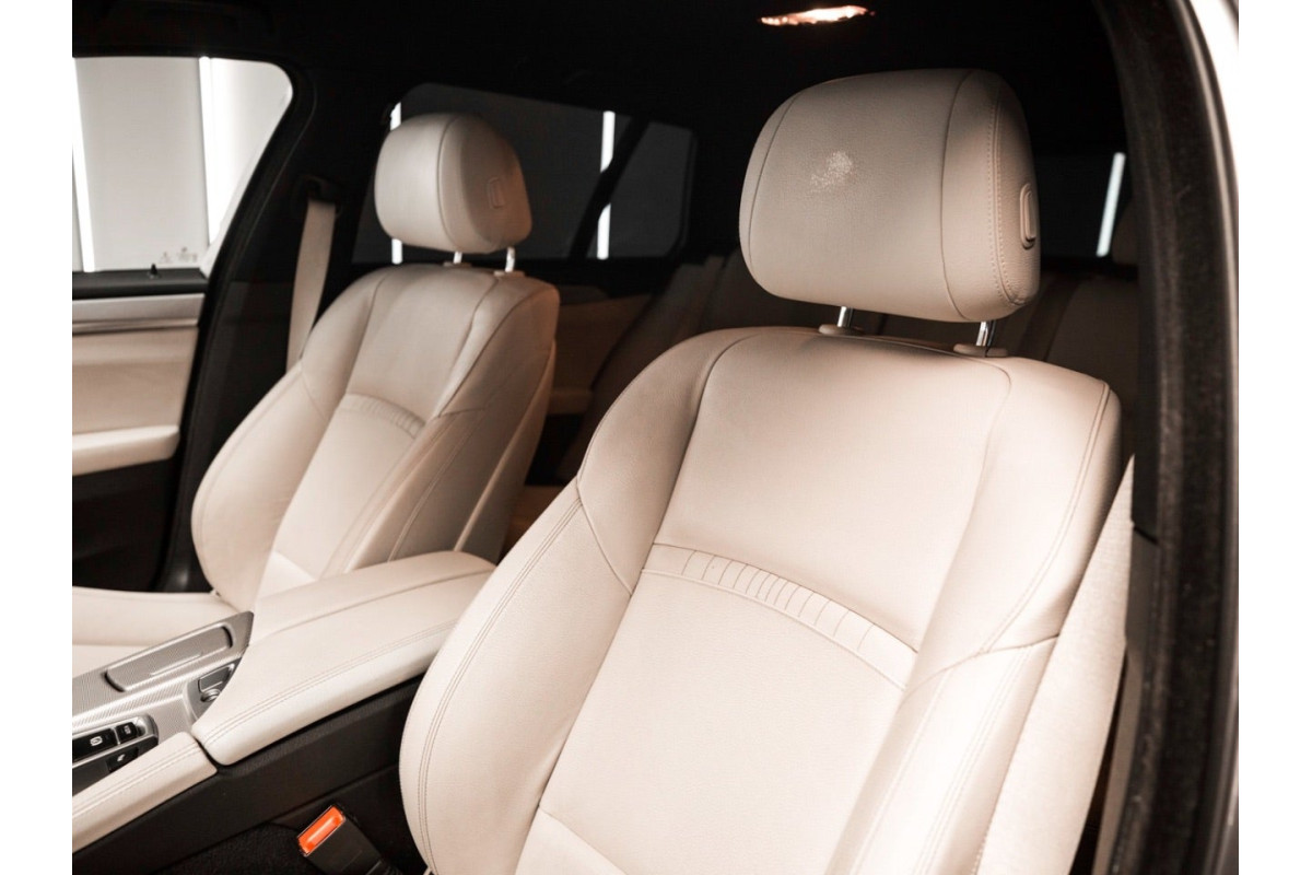 BMW Serie 5 518d Touring 2
