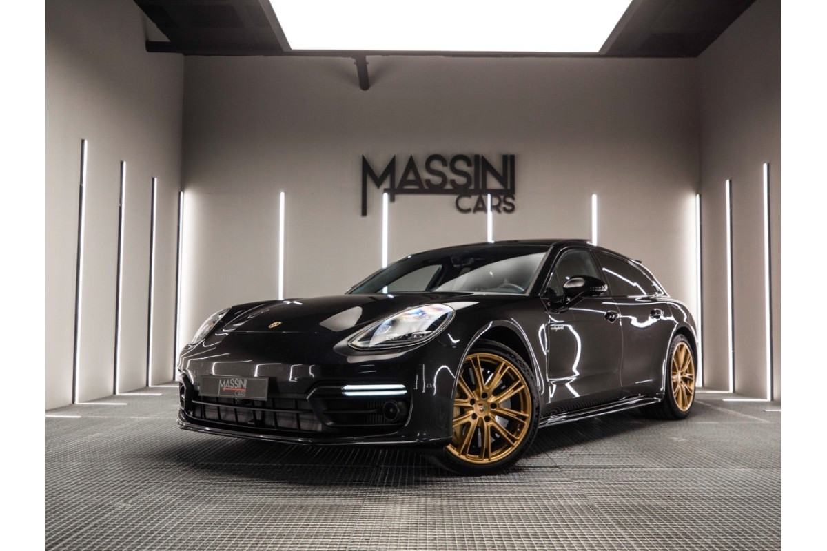 PORSCHE Panamera 4 EHybrid...