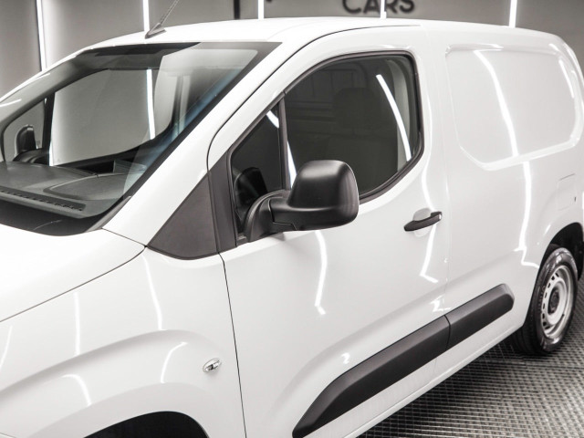 CITROEN Berlingo Talla M BlueHDi 100 SS SHINE BUSINESS