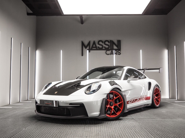 PORSCHE 911 GT3 RS