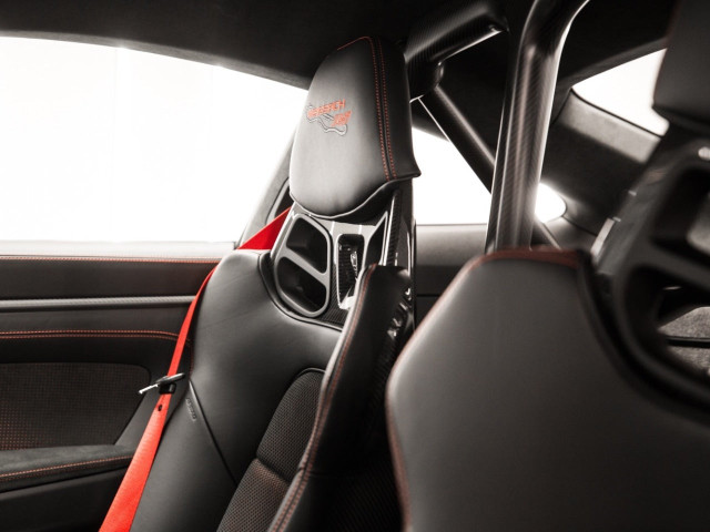 PORSCHE 911 GT3 RS