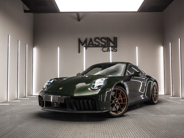 PORSCHE 911 Carrera GTS Coupe