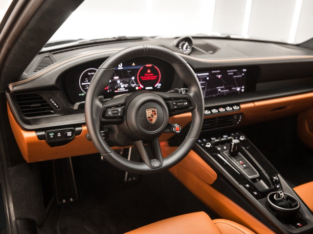 PORSCHE 911 Carrera GTS Coupe