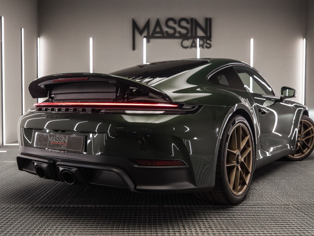 PORSCHE 911 Carrera GTS Coupe