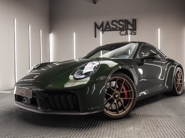 PORSCHE 911 Carrera GTS Coupe