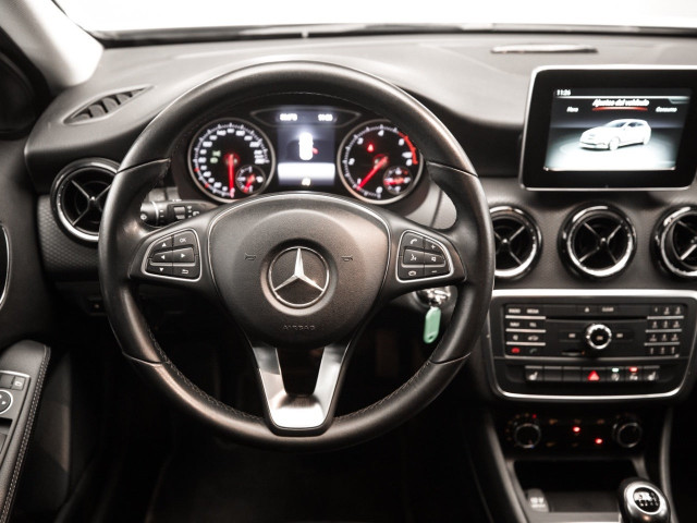 MERCEDES Clase A 180 d