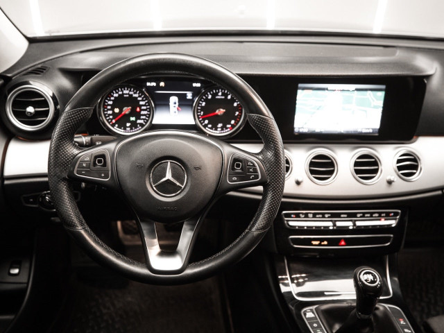 MERCEDES Clase E 200