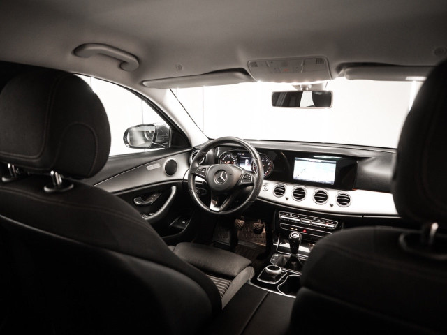 MERCEDES Clase E 200