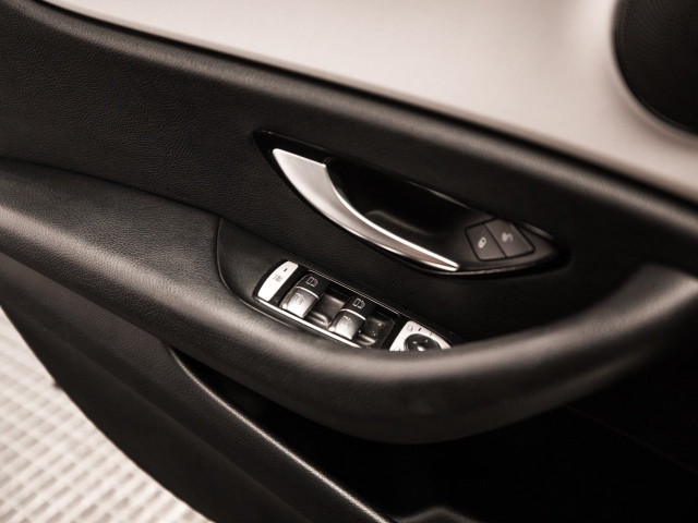 MERCEDES Clase E 200