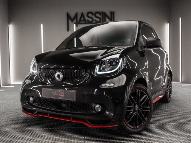 SMART fortwo EQ Ushuaia Limited Edition negro
