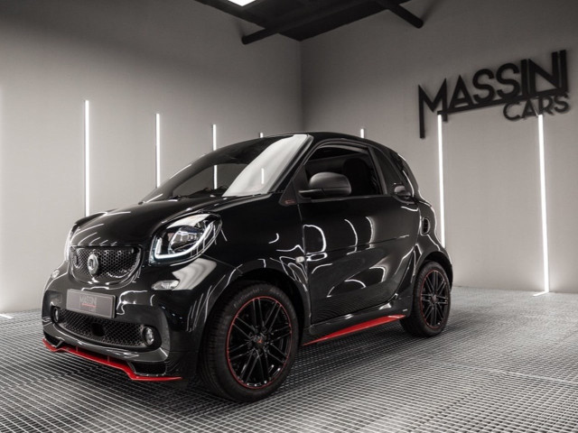 SMART fortwo EQ Ushuaia Limited Edition negro