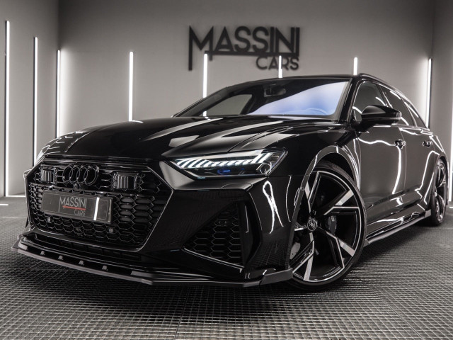 AUDI A6 RS 6 Avant TFSI quattro