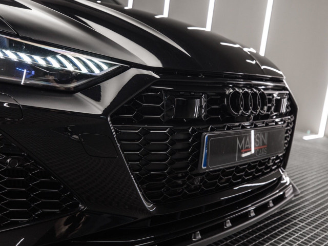 AUDI A6 RS 6 Avant TFSI quattro