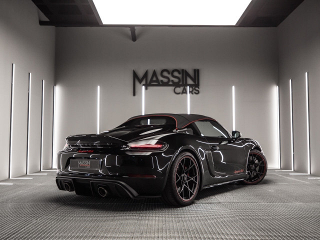 PORSCHE 718 Boxster Spyder RS