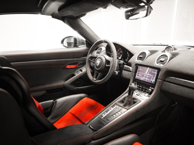 PORSCHE 718 Boxster Spyder RS