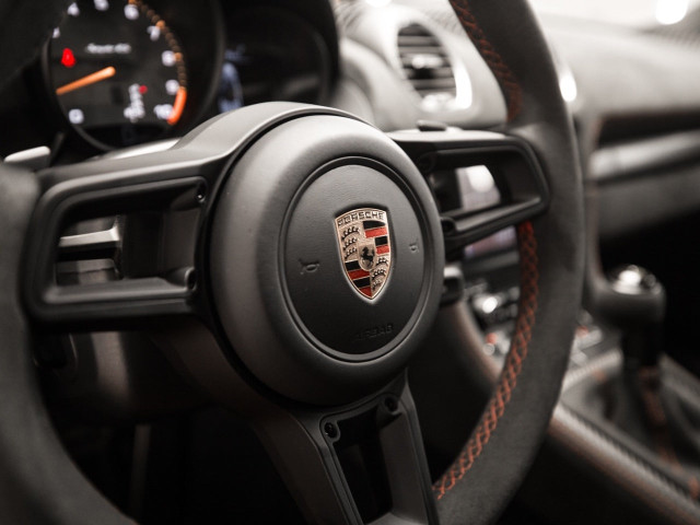 PORSCHE 718 Boxster Spyder RS