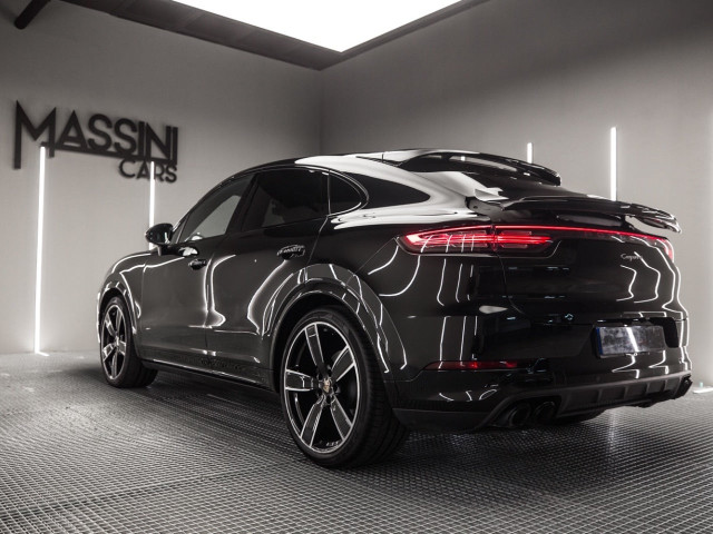 PORSCHE Cayenne Coupe Platinum Edition