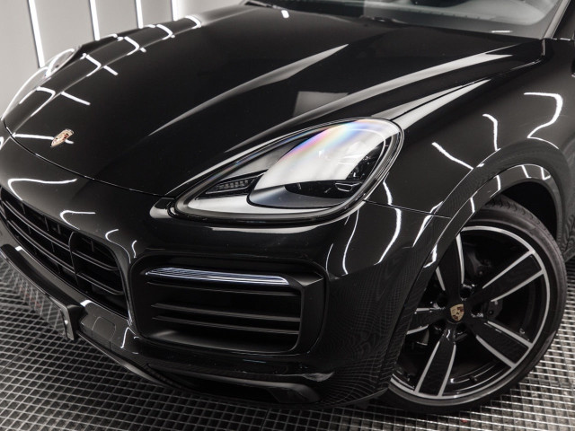 PORSCHE Cayenne Coupe Platinum Edition