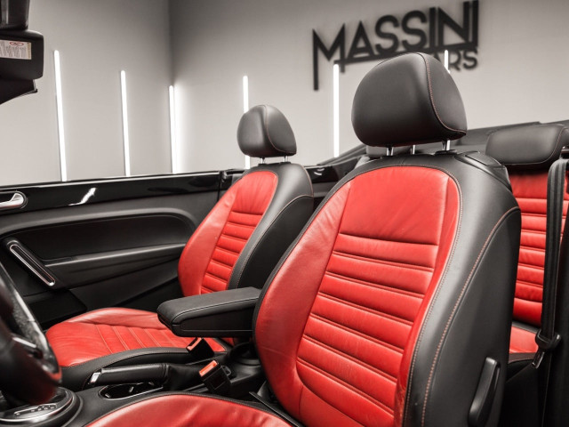 VOLKSWAGEN Beetle Cabrio 1.4 TSI 160cv DSG Design