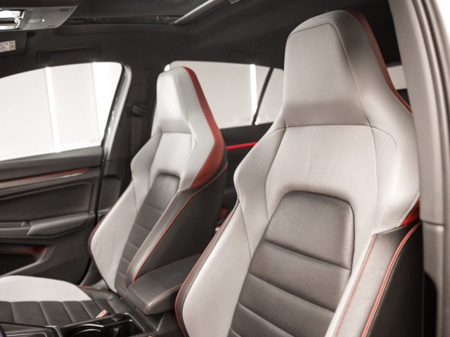VOLKSWAGEN Golf GTI Clubsport 2.0 TSI 221kW 300CV DSG