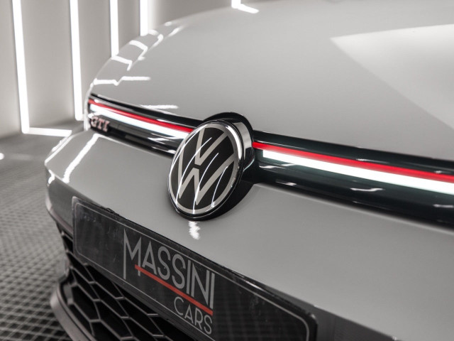 VOLKSWAGEN Golf GTI Clubsport 2.0 TSI 221kW 300CV DSG